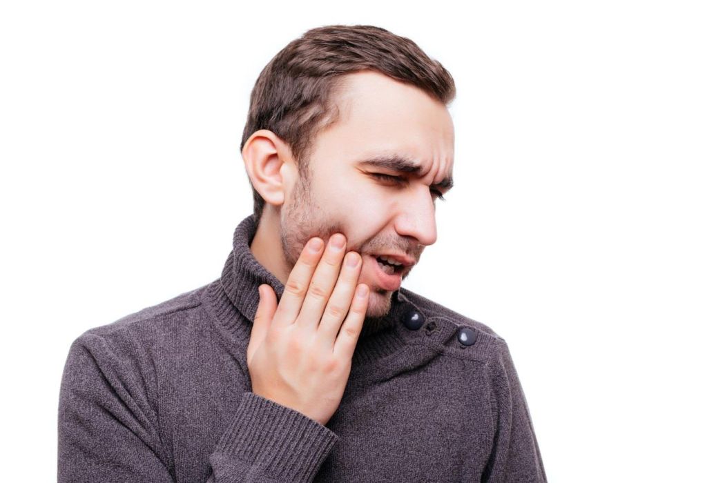 W jaki sposób powstaje próchnica na zębach?