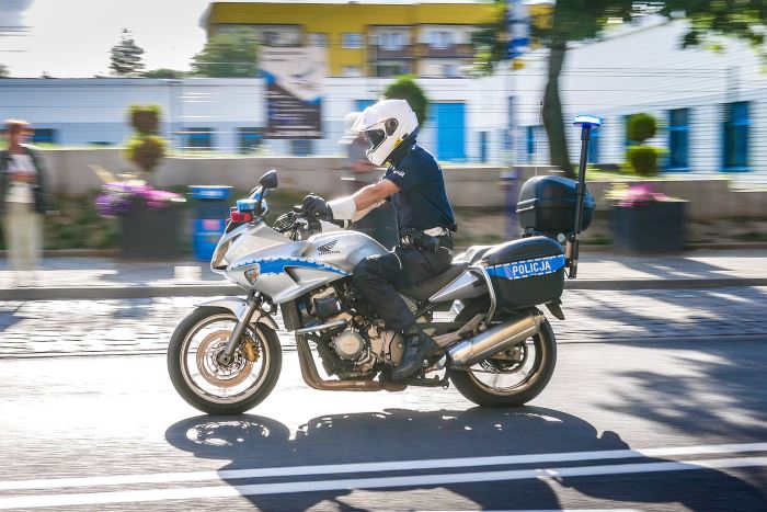 Policja Gdynia: Policyjne działania na rzecz walki z koronawirusem