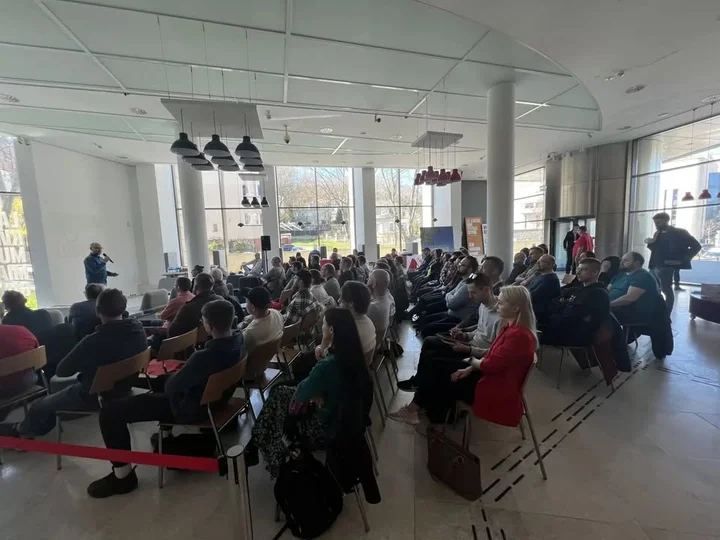 Grafika promocyjna wydarzenia WordUp Gdynia #23 — Mikołajkowe spotkanie społeczności WordPress i WooCommerce