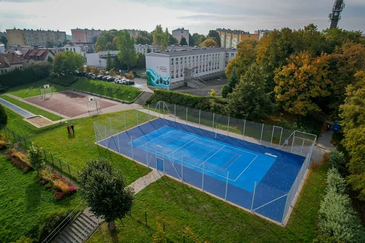 Nowe boisko przy SP 34. Za 578 tys. zł są trzy dyscypliny