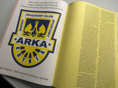 Grafika promocyjna wydarzenia Spotkanie o historii Arki Gdynia i lokalnej wspólnocie