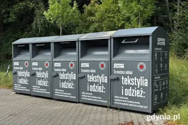 Szare kontenery w Gdyni nie są śmietnikami. Co wolno wrzucać?