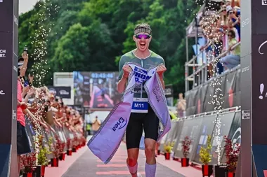Triathlon wrócił do Gdyni. Niemiec wygrał walkę na trasie 70.3
