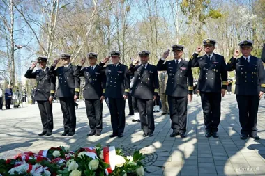 Gdynia zatrzyma się na chwilę i odda hołd ofiarom Katynia