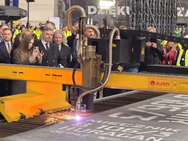 Iskry pod Huraganem otworzyły trzeci rozdział Miecznika