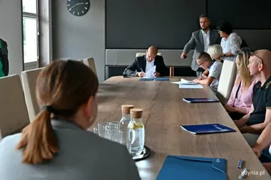 Pierwsze umowy już podpisane. Gdynianie ruszają z remontem mieszkań