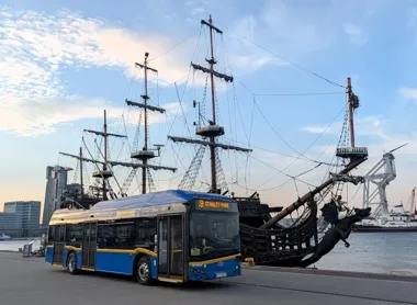 Nowe trolejbusy Solaris Trollino testowane w Gdyni przed wysyłką do Vancouver