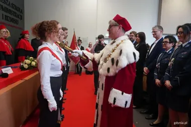 Prawie 4 tysiące studentów rozpoczyna rok w WSAiB. AI w centrum inauguracji