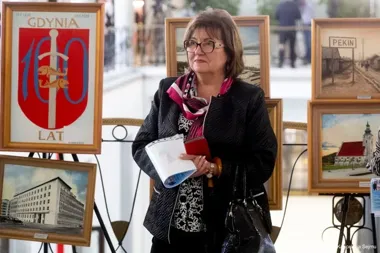 Sto obrazów i jedno miasto. Gdyński jubileusz trafił do Sejmu