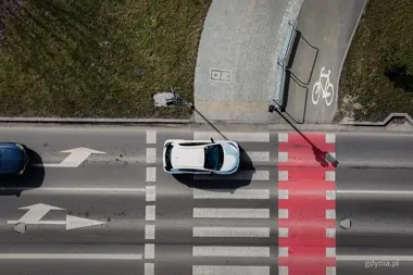 Gdyńska loteria PIT kusi autem, a Monika przypomina, że szczęście zaczyna się od zgłoszenia