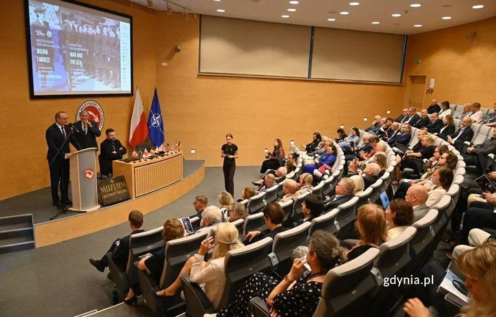 Wojna i morze w centrum rozmów. Do Gdyni przyjechali naukowcy z 11 krajów